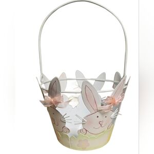 white metal Easter basket with bunnies and pink bows 10"